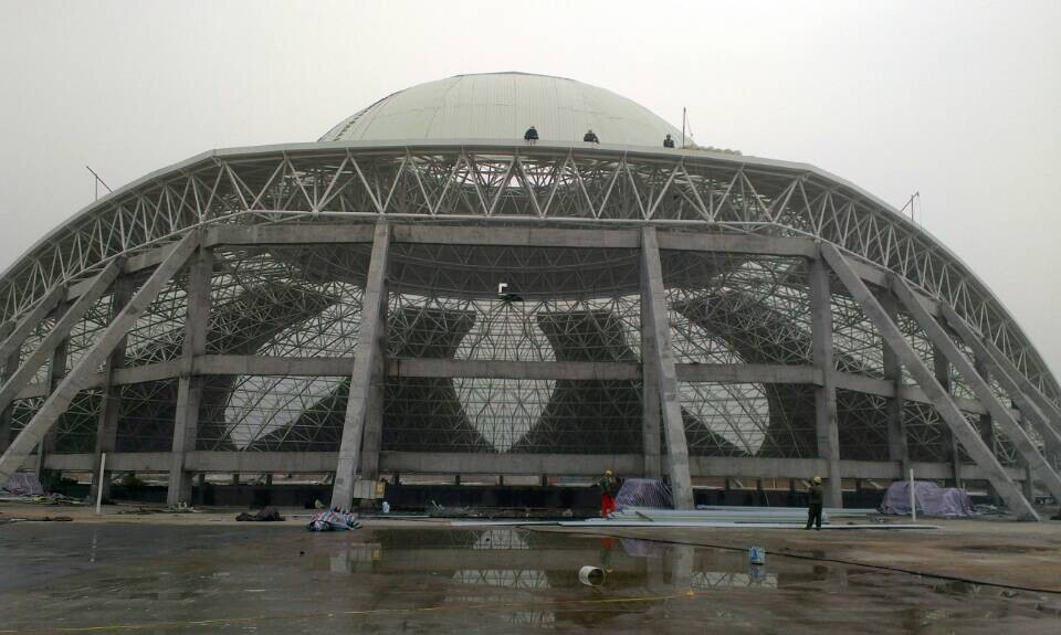 牙克石温泉馆网架工程