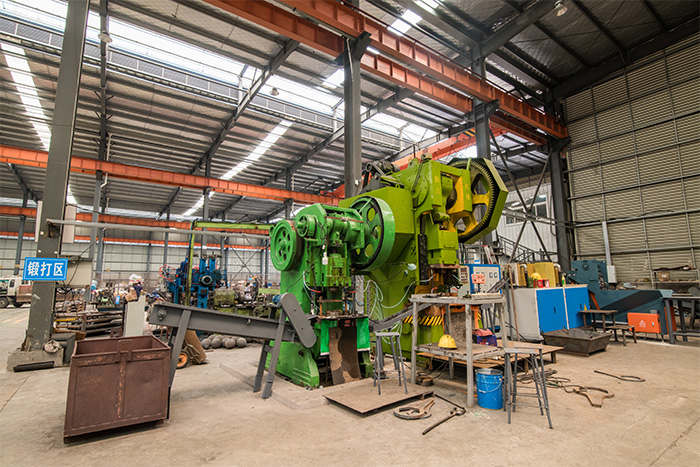 牙克石网架配件-锥头加工车间